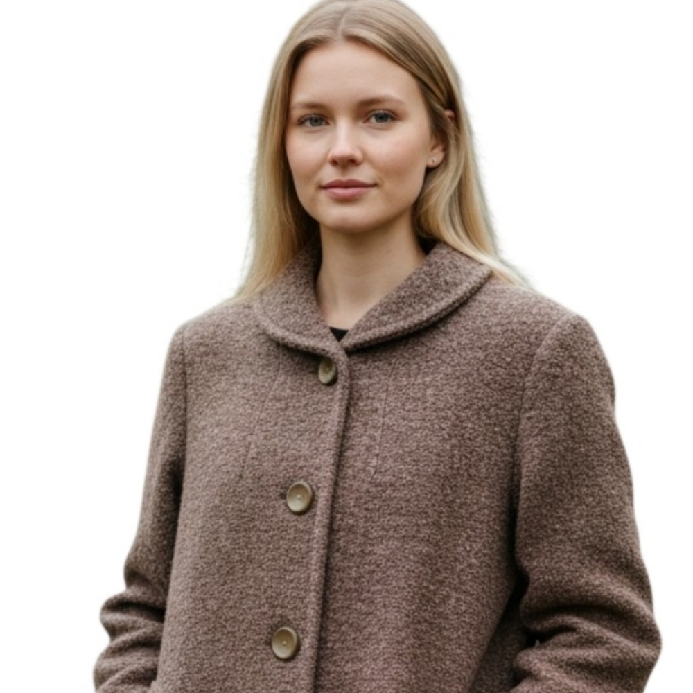 Vintage Forstmann 100% Virgin Wool Mary-Lane Boucle Brown Coat. XL.